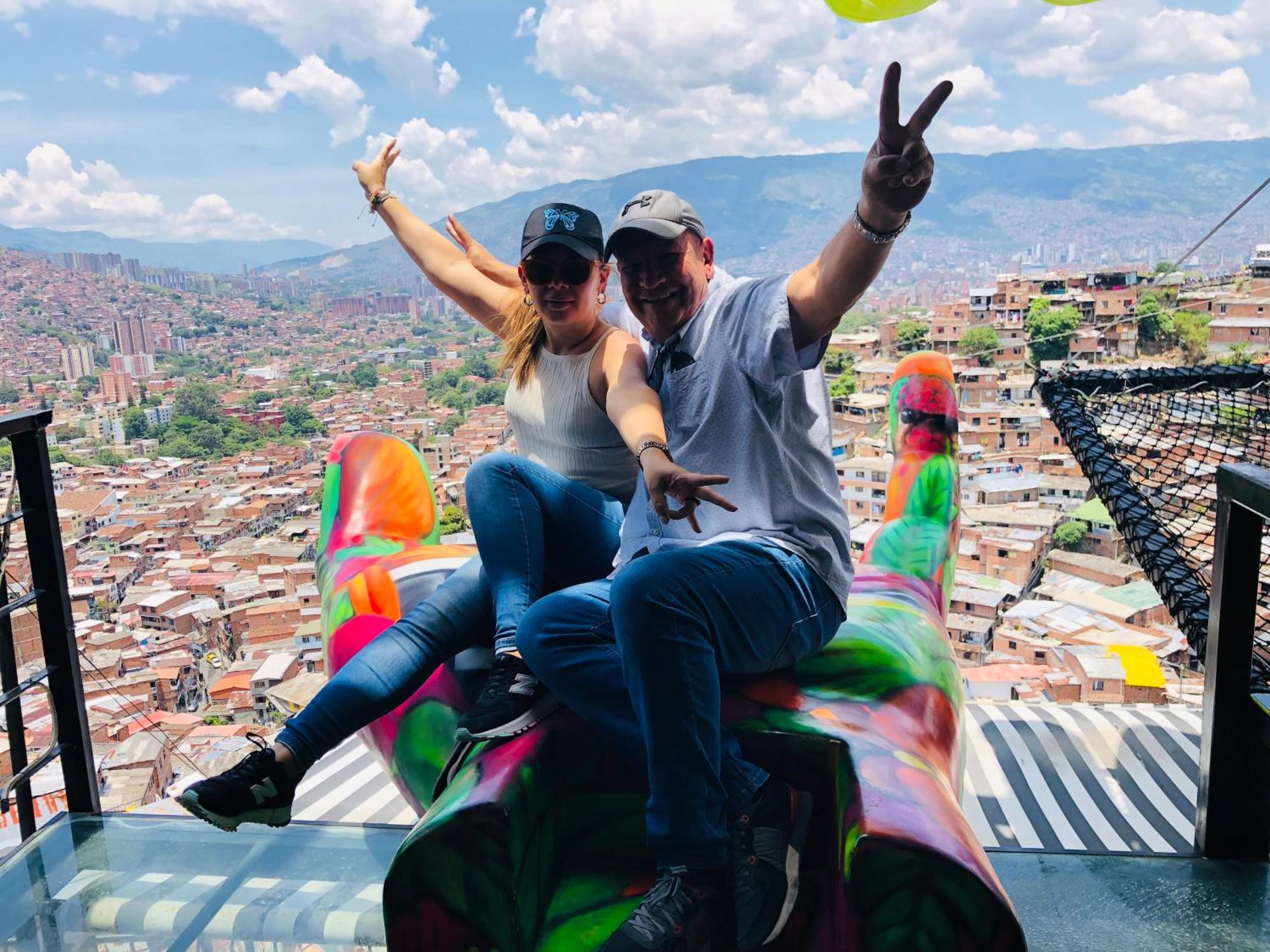 En Laureles Con Ascensor , Balcon Y Muy Bien Ubicado En Laureles , El Barrio Mas Cool Del Mundo Medellin